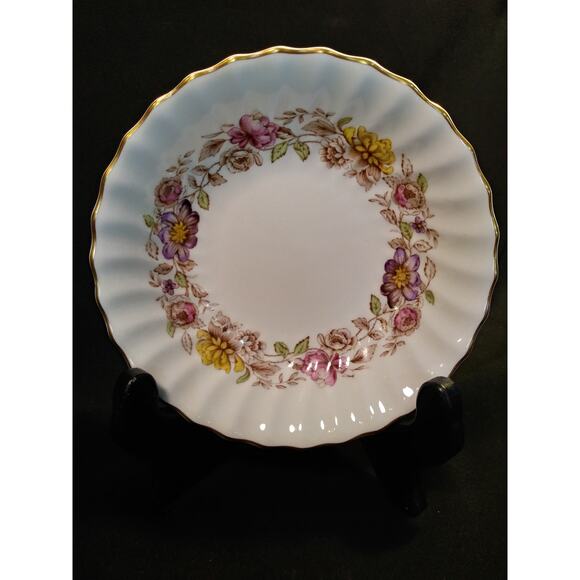 SALE Set of 4 Royal Doulton 10in Plates in Mayfair - Picture 9 of 15